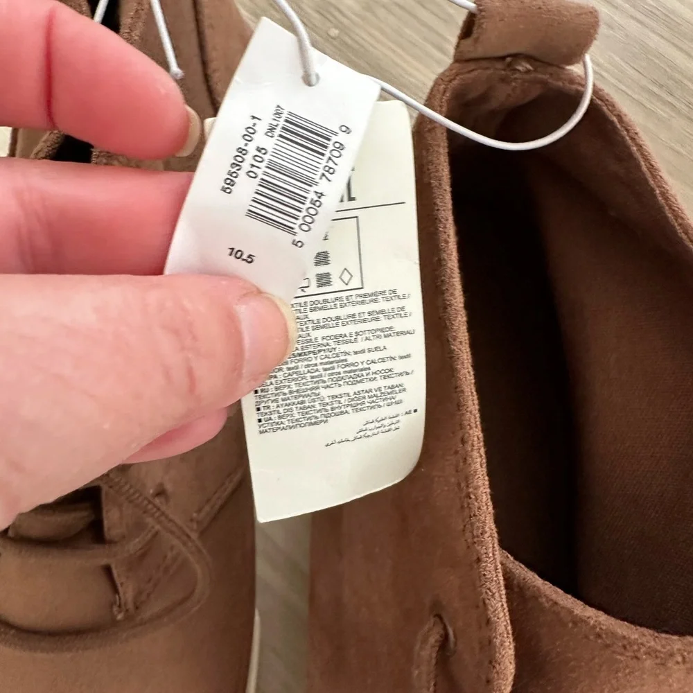 Banana Republic Lace Up Vegan Suede Chukka Sneakers Brown SZ 10.5 NWOB